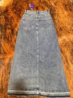 High Waist Maxi Skirt Women's Size M Front Slit NWT Th.Creasa Denim Collection